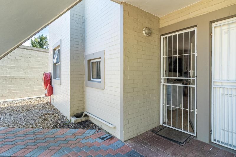 2 Bedroom Property for Sale in Sonstraal Heights Western Cape